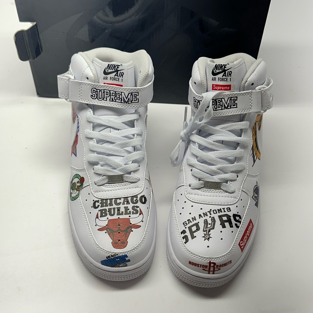 Nike SUPREME Air Force 1 Mid NBA Teams Logo Design BRAND NEW Sneakers size 9